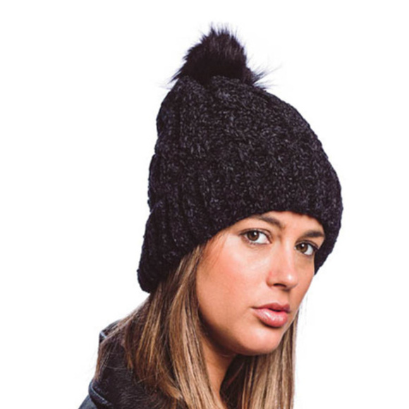 Chenille Cable Knit Beanie Fuzzy Lined With Pom Po - Picture 1 of 1